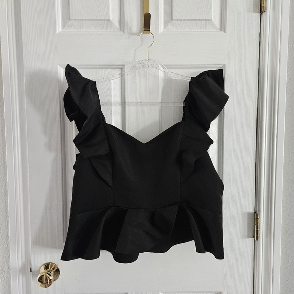 Express Tops - NWOT Express Flutter Sleeve Peplum Ruffle Top